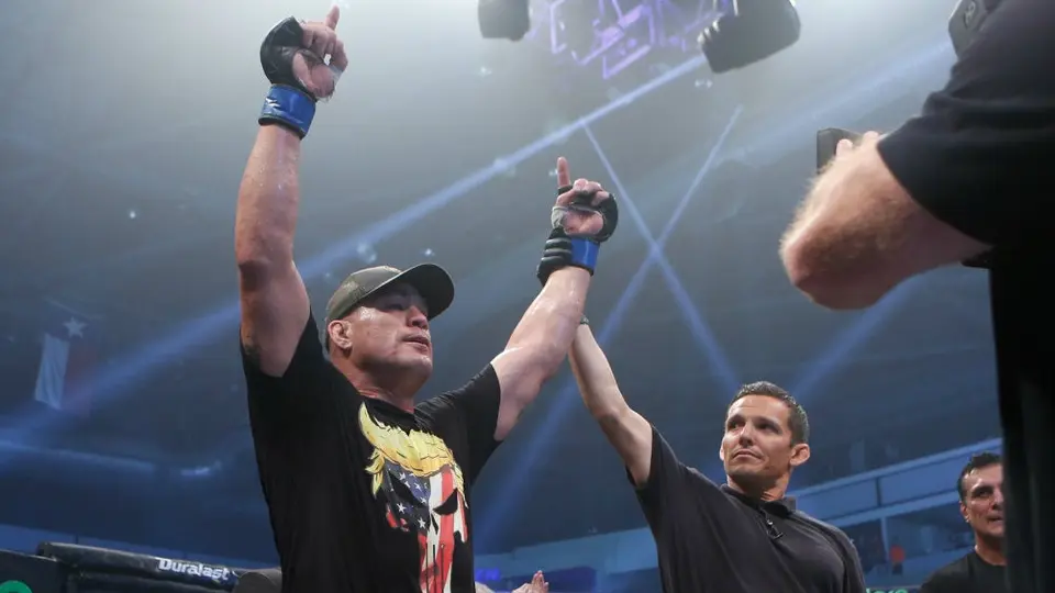 Pelea entre Alberto 'El Patrón' y Tito Ortiz impuso récord de audiencia