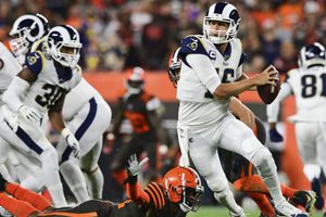 Rams superó a Browns y mantiene paso perfecto en la temporada