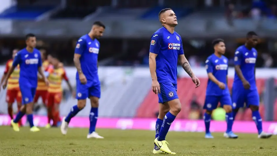 Cruz Azul encarará el inicio del Clausura 2020 con plantel repleto de lesiones