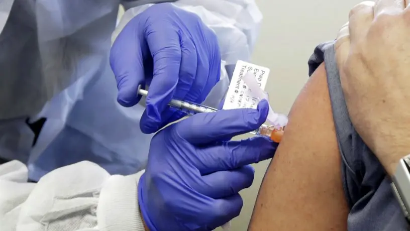 Cinco posibles vacunas chinas contra coronavirus pasarán a Fase 3 del desarrollo