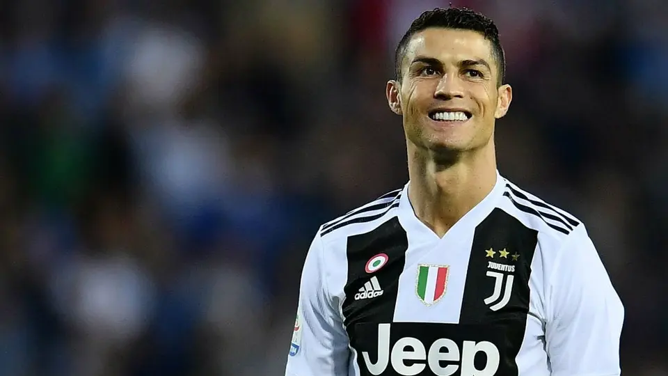 UEFA alteró formación de su once ideal para meter a Cristiano Ronaldo