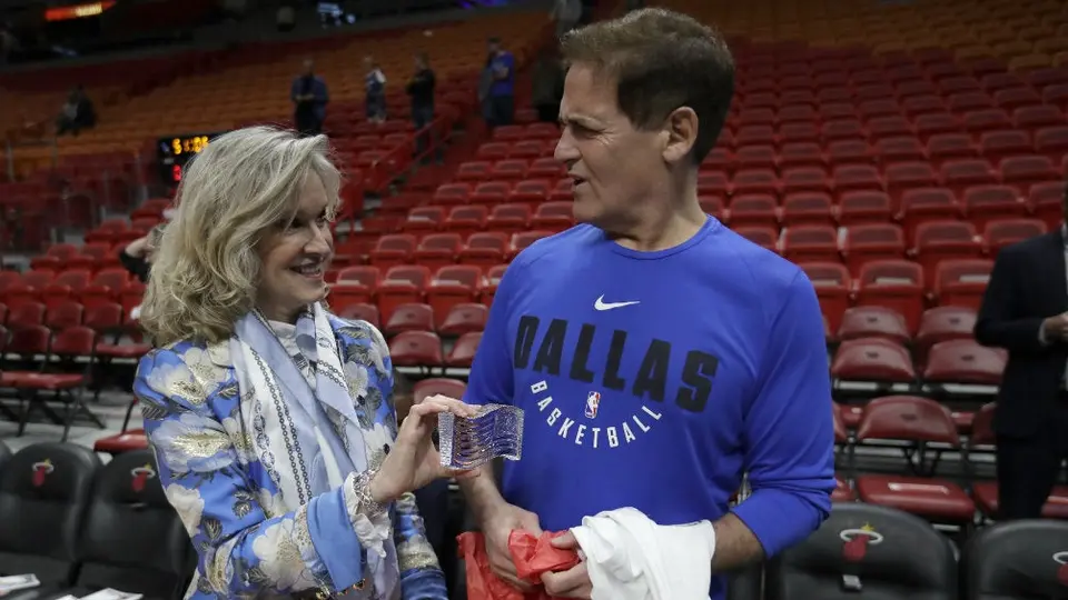 Mark Cuban, dueño de Mavericks, desmintió haber comprado avión presidencial
