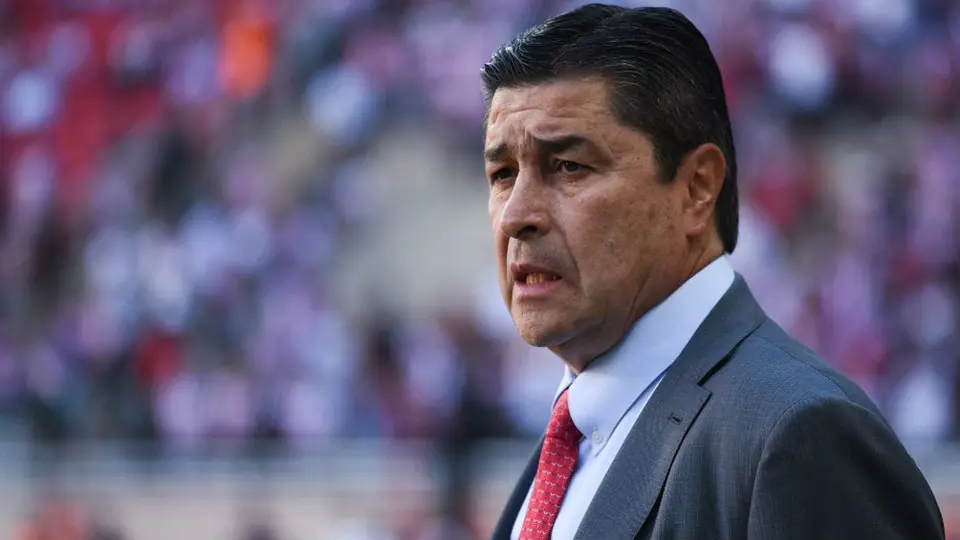 Chivas: Tena, con cuadro viral; se sospecha que también tenga influenza