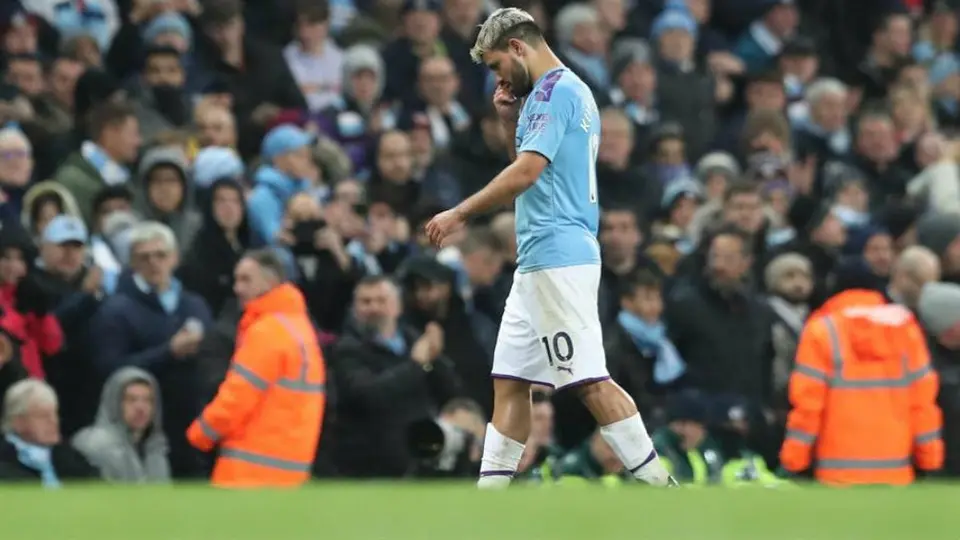 Guardiola: 'Agüero será baja varias semanas por una lesión'