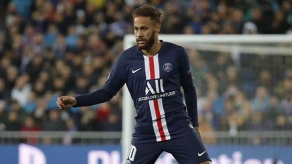 Neymar, en la polémica por unas fotos durante confinamiento en Brasil