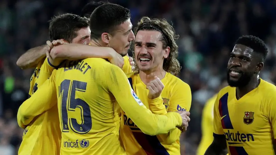 Barcelona remontó al Betis de la mano de Leo Messi