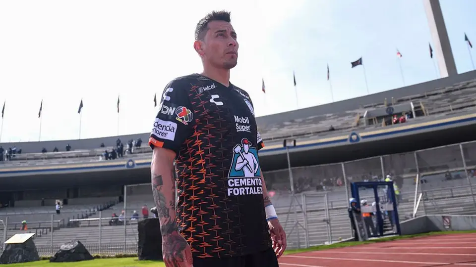 Rubens Sambueza: 'La presión es la misma para Pumas y América'