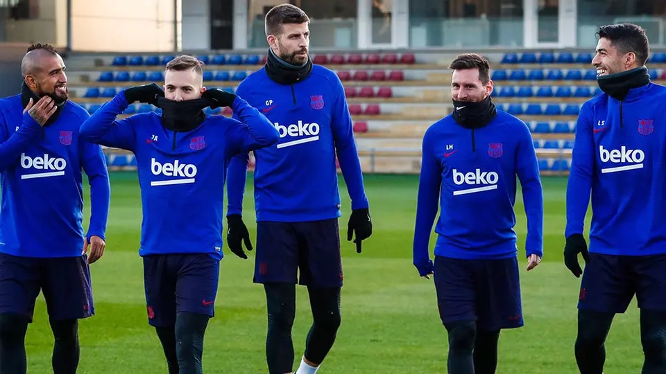 Messi, Luis Suárez y Arturo Vidal regresaron al entrenamiento del Barcelona