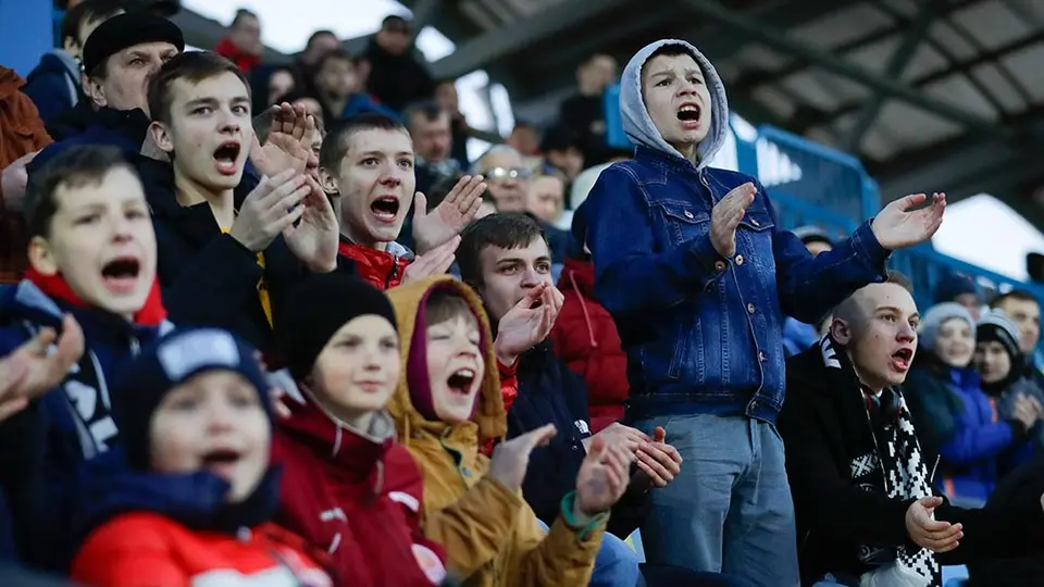 Aficionados en Bielorrusia boicotearán liga para que se suspenda
