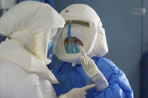 Mexicanos evacuados de Wuhan a Francia por coronavirus regresarán a nuestro país