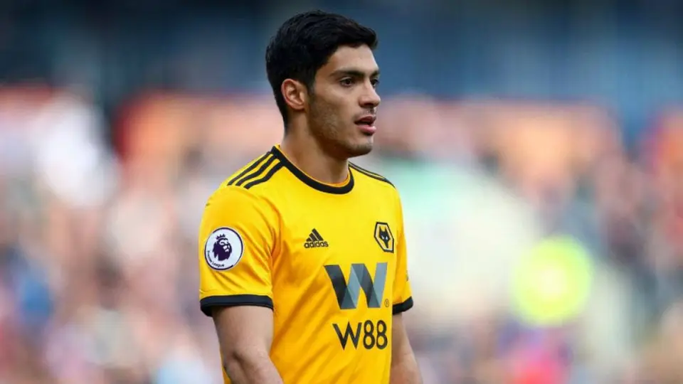 Exjugador del Tottenham: 'Si Raúl Jiménez fuera más joven, sería perfecto para los Spurs'
