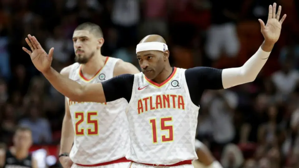 Vince Carter reveló el 'consejo' que le dio Kobe Bryant para su retiro