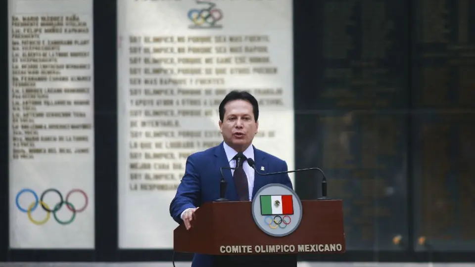 FODEPAR pidió a AMLO preservar fideicomiso a medallistas