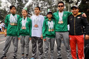 Atletas paralímpicos demuestran que no tienen límites en carrera 'Ponte Pila'