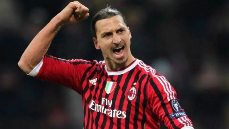 VIDEO: Zlatan Ibrahimovic desató la locura a su llegada a Milán