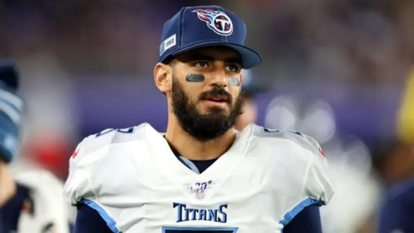 Marcus Mariota deja Titans y firma con los Raiders
