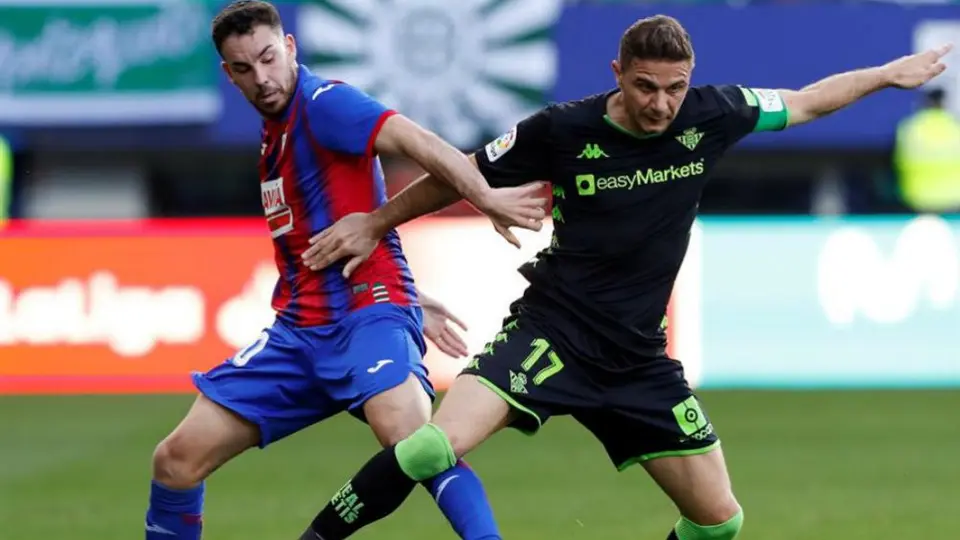 Betis, sin Guardado ni Lainez, firmó empate ante Eibar