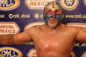 El Valiente fue trasladado a un hospital tras sufrir aparatosa caída