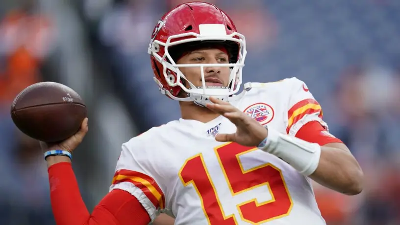 Patrick Mahomes llegaría justo al partido de Chiefs en México
