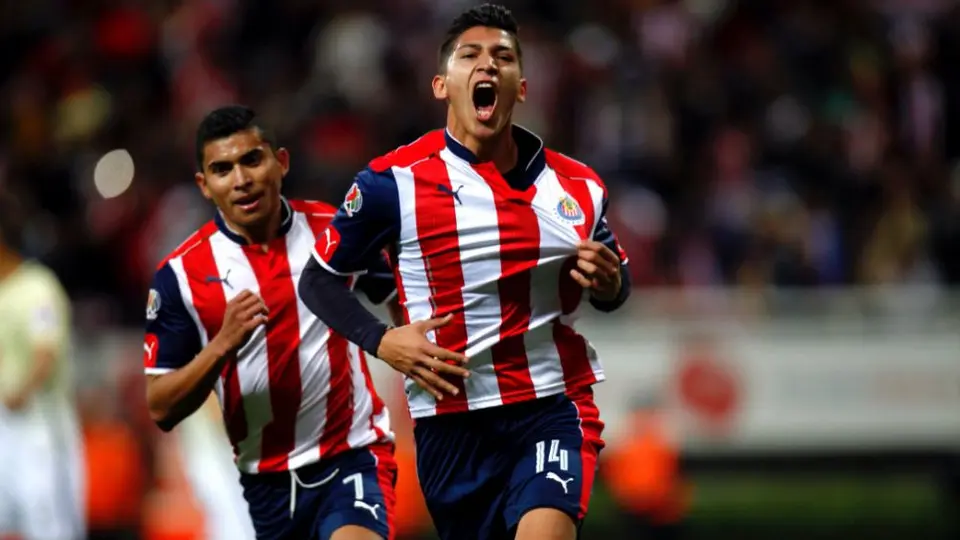 Chivas: Ángel Zaldívar y Pollo Briseño 'pelean' por el dorsal '14'