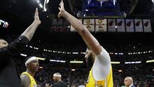 Lakers rompió invicto de local del Heat de Miami