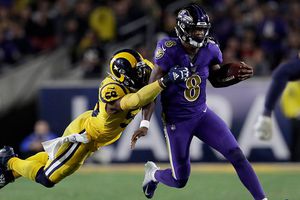 Ravens sigue en plan demoledor y humilla a los Rams en Los Angeles