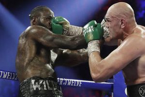 Bob Arum anunció que el boxeo podría volver en junio al MGM Grand de Las Vegas