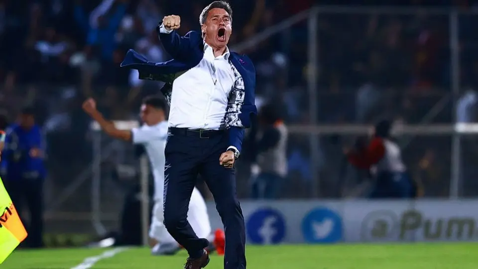 Pumas: El balance de Míchel a 10 meses de su llegada