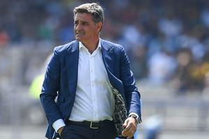 Míchel González y la historia del peculiar saco que usa en los juegos de Pumas