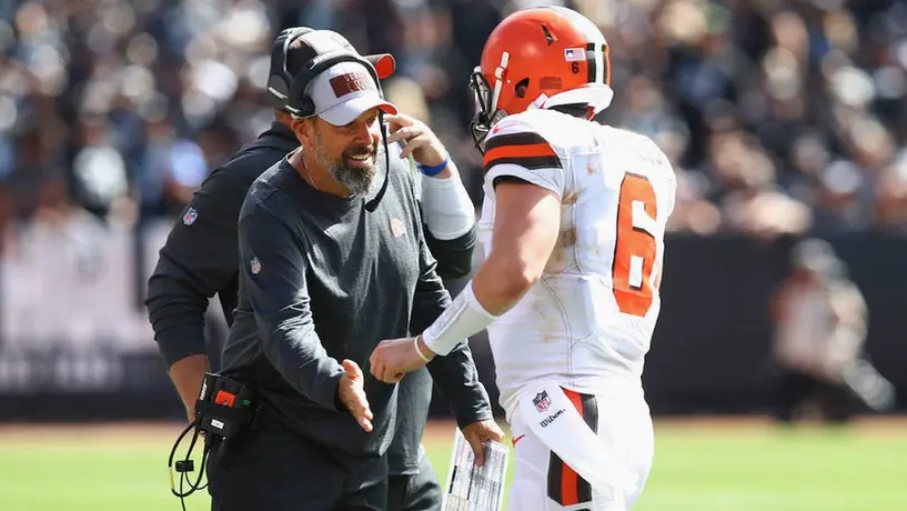 Excoordinador de Browns culpó a Kitchens del comprotamiento de Myles Garrett