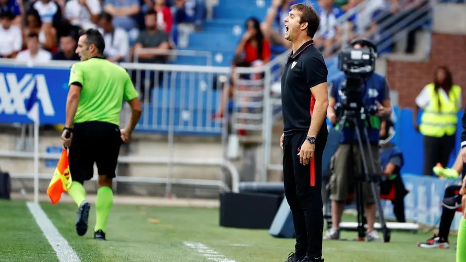 Julen Lopetegui: 'Chicharito tiene que seguir acoplándose al equipo'