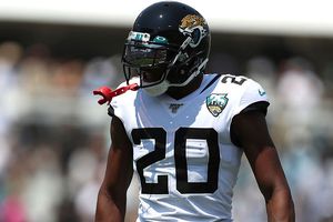 Rams adquirió a Jalen Ramsey en intercambio con Jaguars