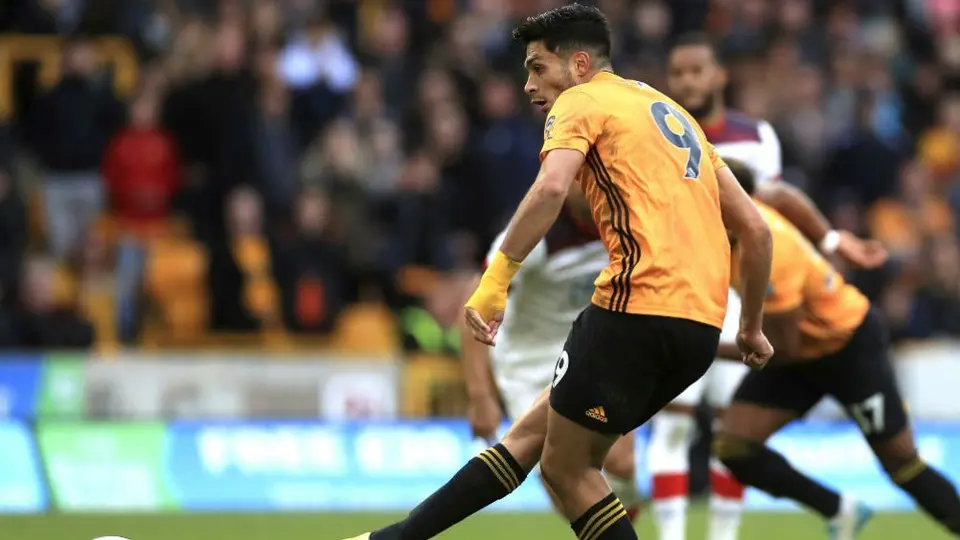 Raúl Jiménez se reencontró con el gol y salvó empate de Wolverhamton ante Southampton