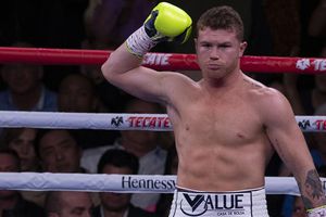Canelo Álvarez lanzó App para ayudar a reducir la obesidad en mexicanos