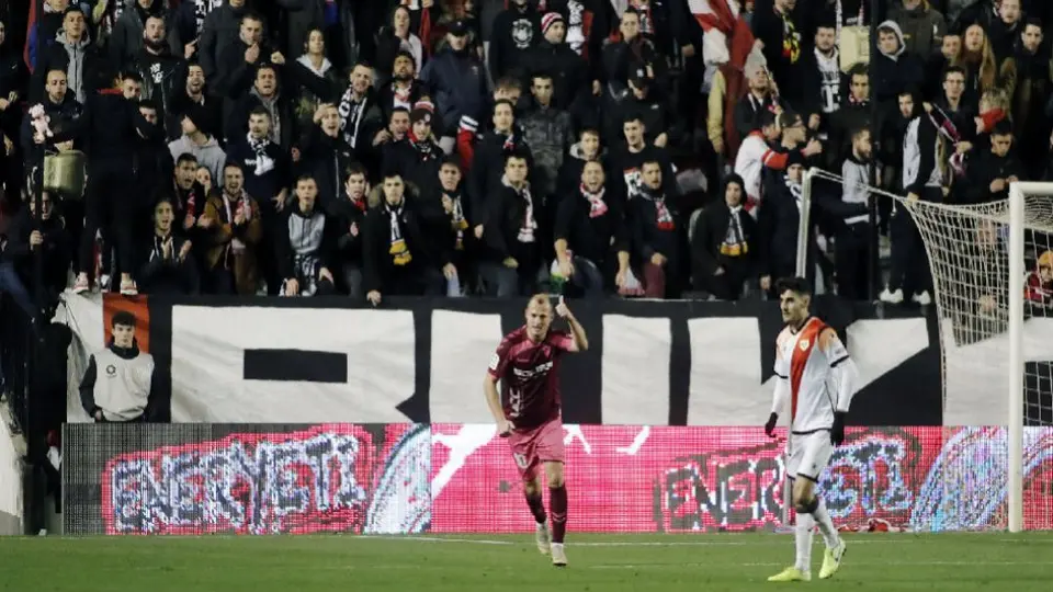 Rayo Vallecano vs Albacete fue suspendido por cánticos 'nazi' en contra de Roman Zozulya