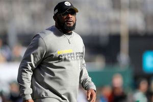Mike Tomlin: 'Equipos de NFL deben volver al mismo tiempo tras el coronavirus'