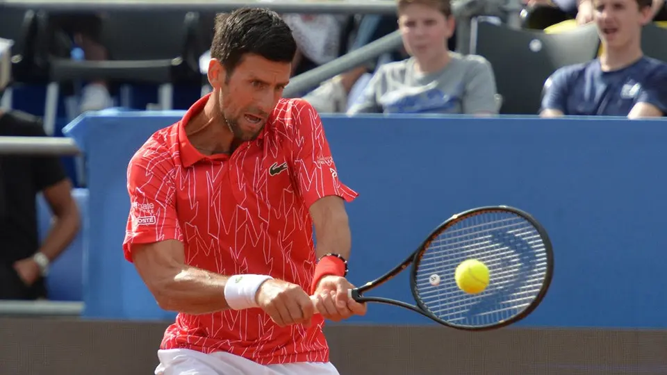 Novak Djokovic anunció que dio positivo por coronavirus