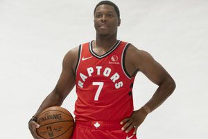 Kyle Lowry renovó un año más con los Raptors