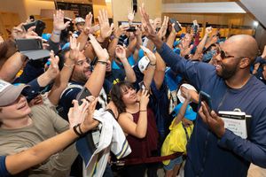 Chargers llegó a México para el Monday Night en el Estadio Azteca