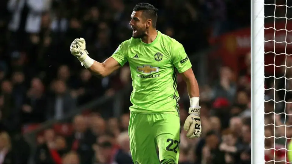 Sergio Romero sufrió aparatoso accidente de tránsito
