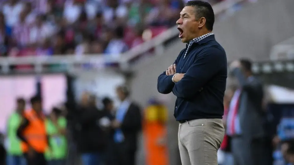 Ambriz: 'Ante Chivas no hay pretextos, pero partido ante LAFC nos mermó'