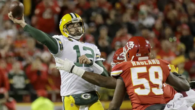 Aaron Rodgers llevó a Packers a triunfo sobre Chiefs