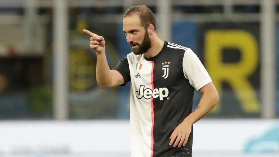 Higuaín habría decidido no regresar a Italia y dejaría a la Juventus