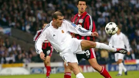 Golazo de volea de Zidane, elegido el más bello de la Champions