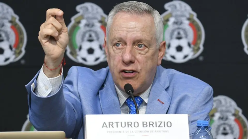 Arturo Brizio analizó la Jornada 6, pero 'olvidó' la agresión de Nahuel Guzmán