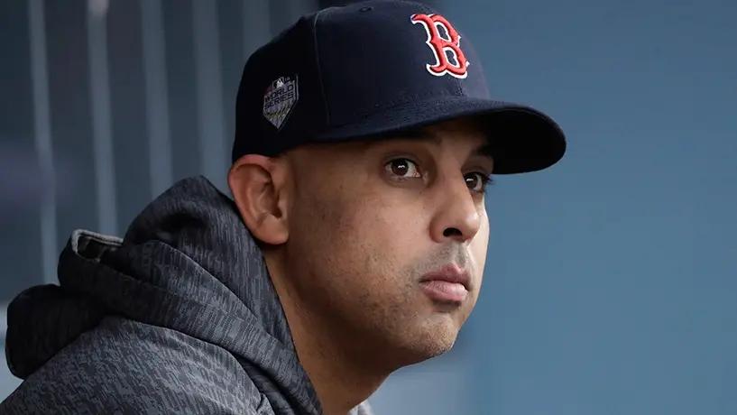 Red Sox despide a Alex Cora por escándalo de robo de señales
