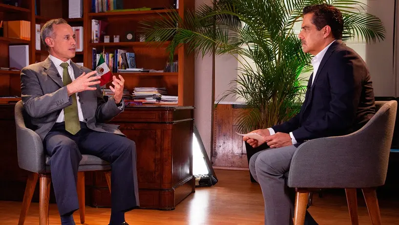 López-Gatell y Alatorre se entrevistan tras polémicas declaraciones del comunicador