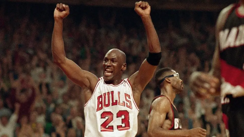 Agente de Jordan: 'Quien vea a LeBron al nivel de Michael, debe ir al oftalmólogo'