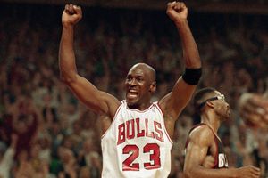 Agente de Jordan: 'Quien vea a LeBron al nivel de Michael, debe ir al oftalmólogo'