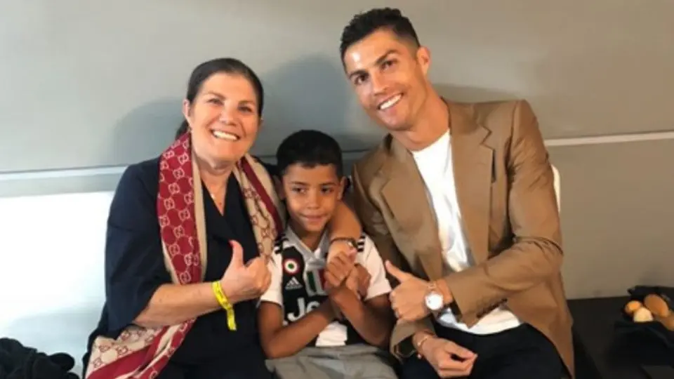 Madre de Cristiano Ronaldo recibió el alta médica